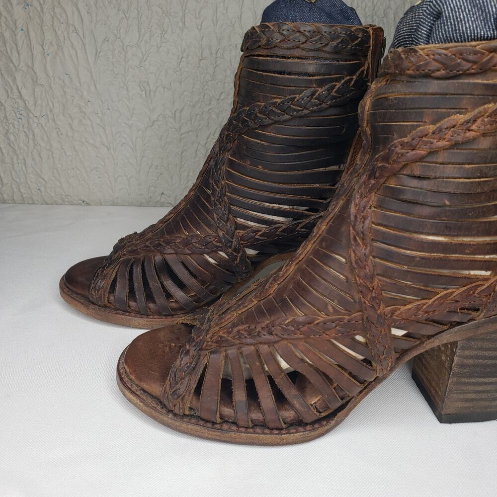 Freebird by Steven Bela Heeled Cage Sandals Boots Brown Leather Sz 7 Distressed - Picture 9 of 16